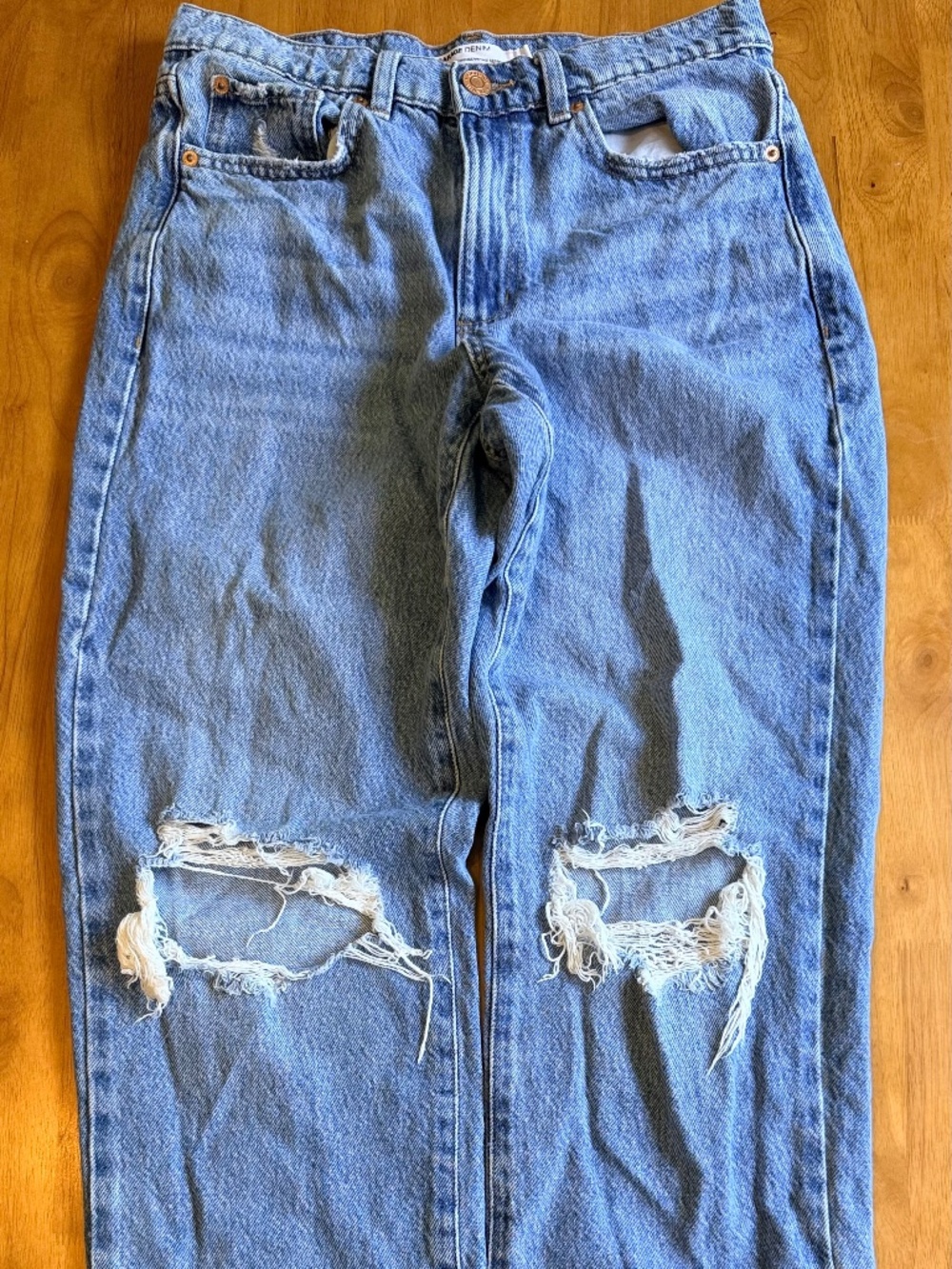 Garage Denim Vintage Straight Distressed Jeans Light Wash Blue Size 7 28 476